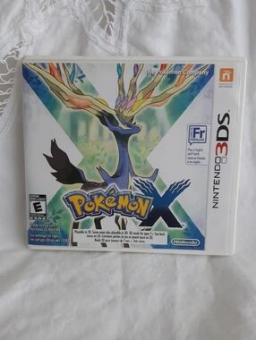 Nintendo Pokémon X Nintendo 3DS Game - White Case
